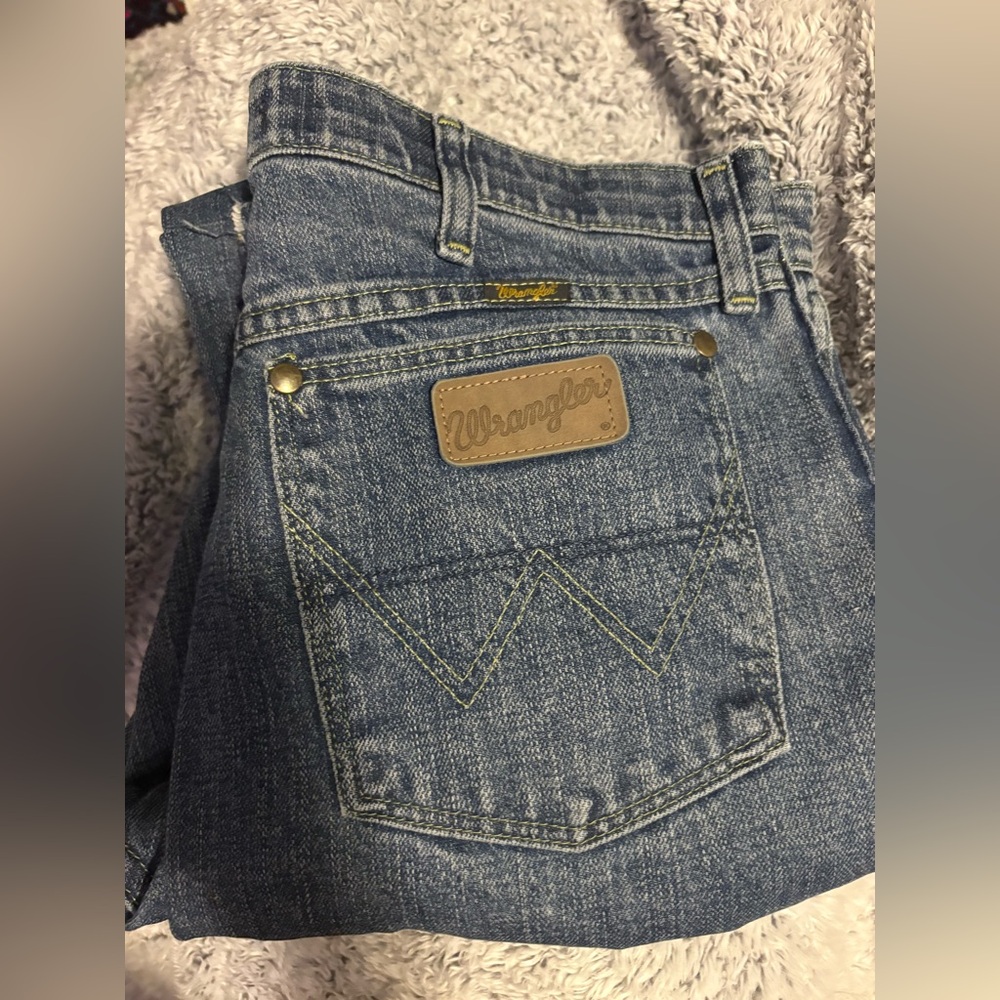 Wrangler Classic Blue Jeans